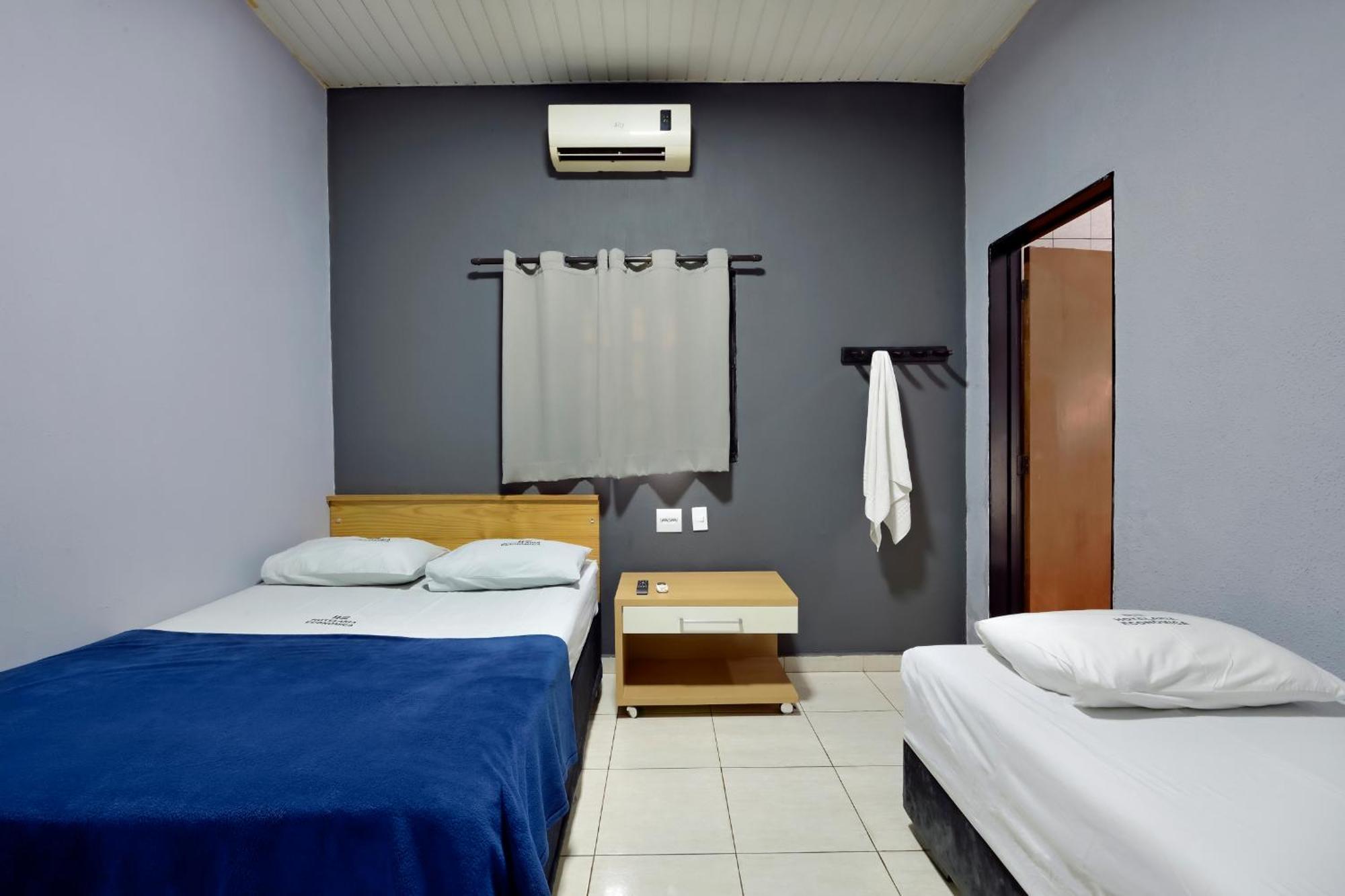 Hotel & Hostel Ribeirao ฮิเบเราเปรโต ภายนอก รูปภาพ