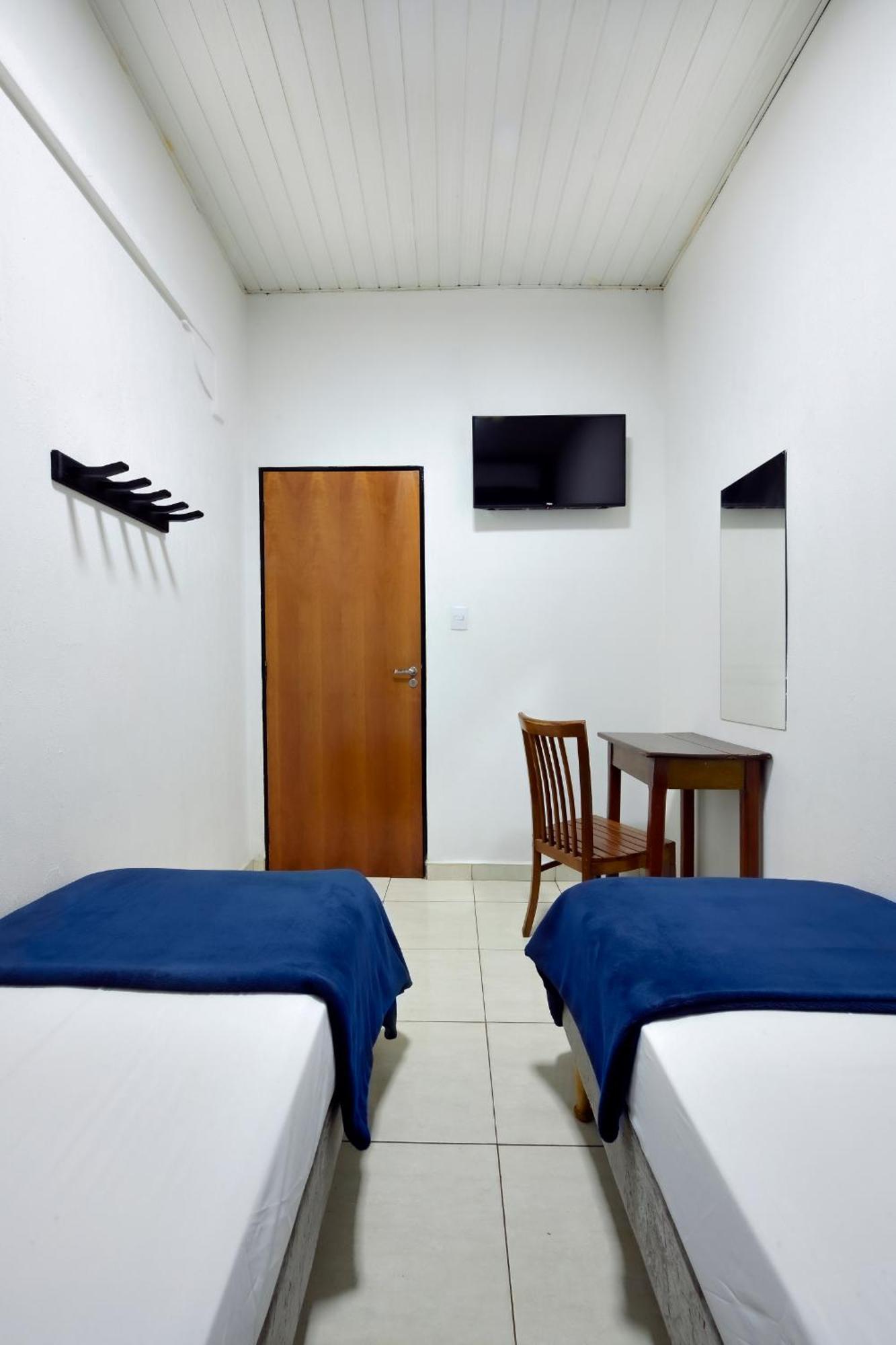 Hotel & Hostel Ribeirao ฮิเบเราเปรโต ภายนอก รูปภาพ